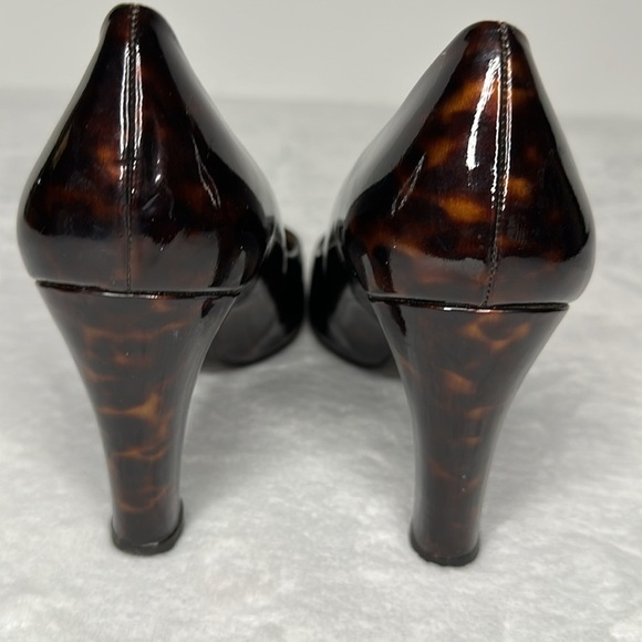 Stuart Weitzman The Beatrix Pump Tortoise Shell Heels Patent Leather 8 - Picture 4 of 9